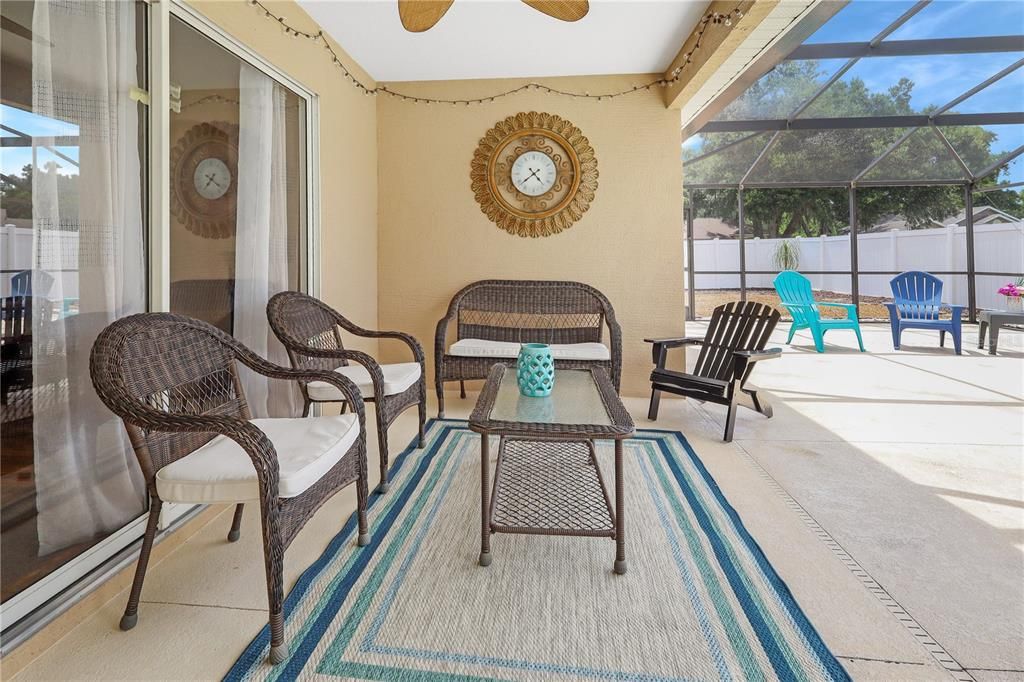 For Sale: $449,900 (3 beds, 2 baths, 1979 Square Feet)