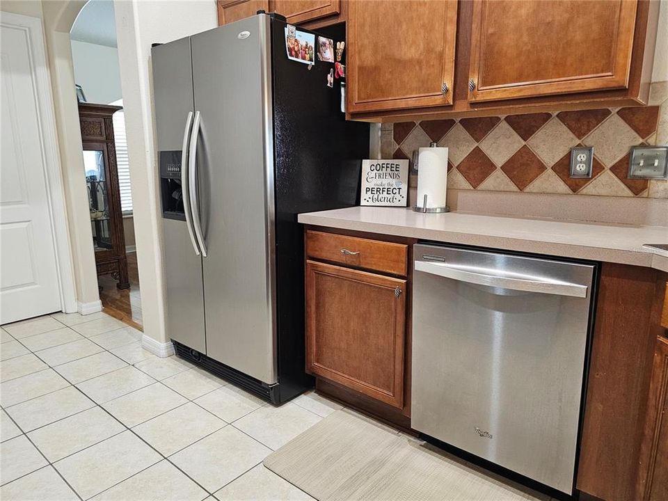 For Sale: $449,900 (3 beds, 2 baths, 1979 Square Feet)