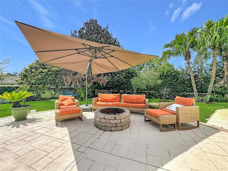 En Venta: $1,475,000 (5 camas, 3 baños, 4859 Pies cuadrados)