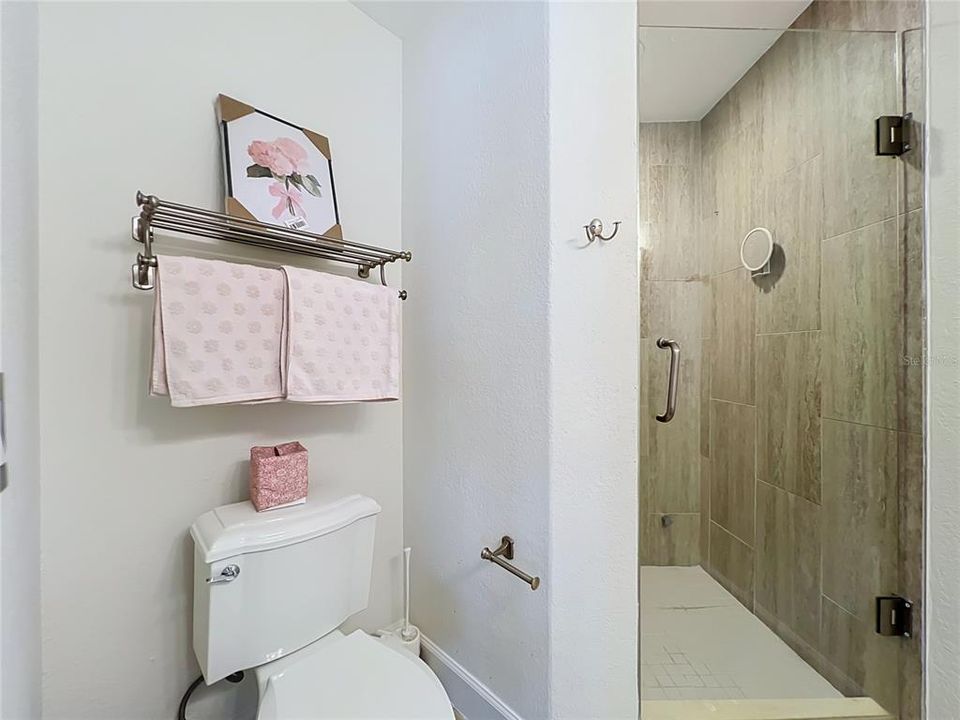 En Venta: $1,475,000 (5 camas, 3 baños, 4859 Pies cuadrados)