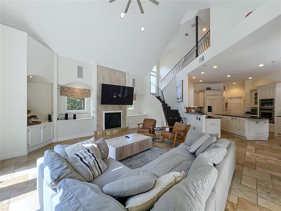 En Venta: $1,475,000 (5 camas, 3 baños, 4859 Pies cuadrados)