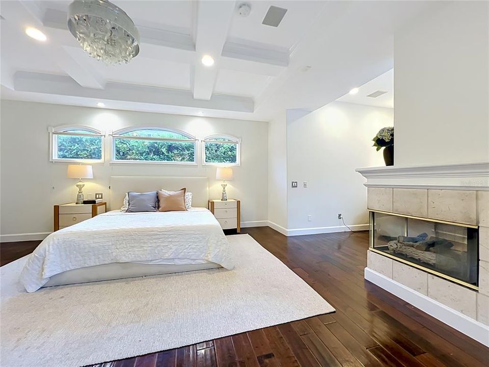 En Venta: $1,475,000 (5 camas, 3 baños, 4859 Pies cuadrados)