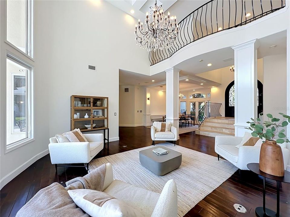 En Venta: $1,475,000 (5 camas, 3 baños, 4859 Pies cuadrados)