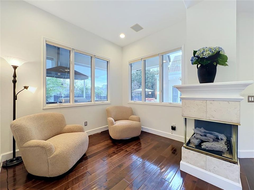 En Venta: $1,475,000 (5 camas, 3 baños, 4859 Pies cuadrados)