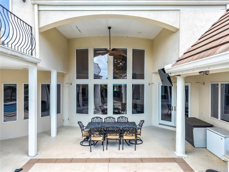 En Venta: $1,475,000 (5 camas, 3 baños, 4859 Pies cuadrados)