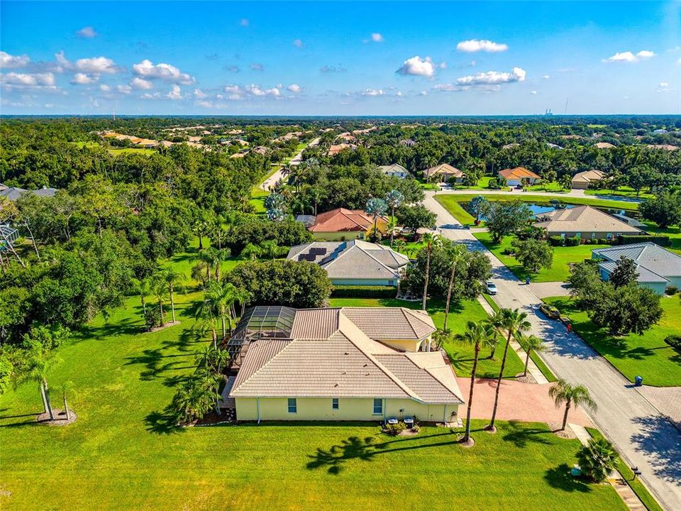 En Venta: $759,900 (4 camas, 3 baños, 3027 Pies cuadrados)