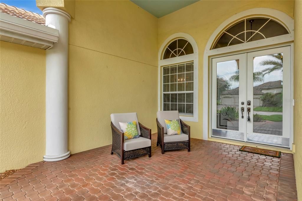 En Venta: $759,900 (4 camas, 3 baños, 3027 Pies cuadrados)