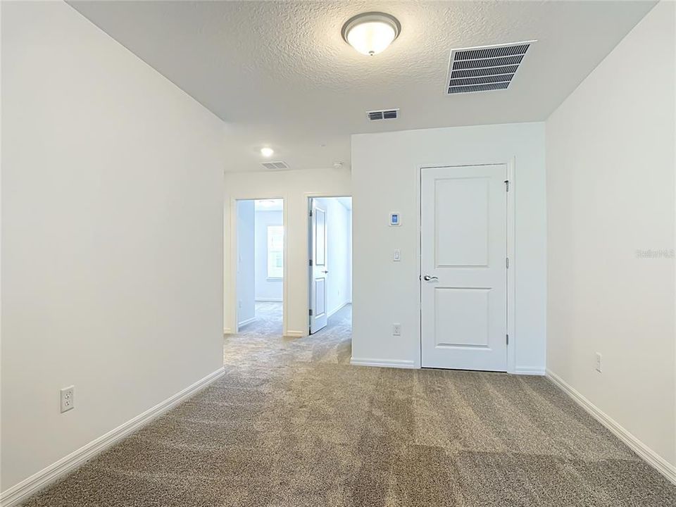 For Rent: $2,500 (3 beds, 2 baths, 1568 Square Feet)