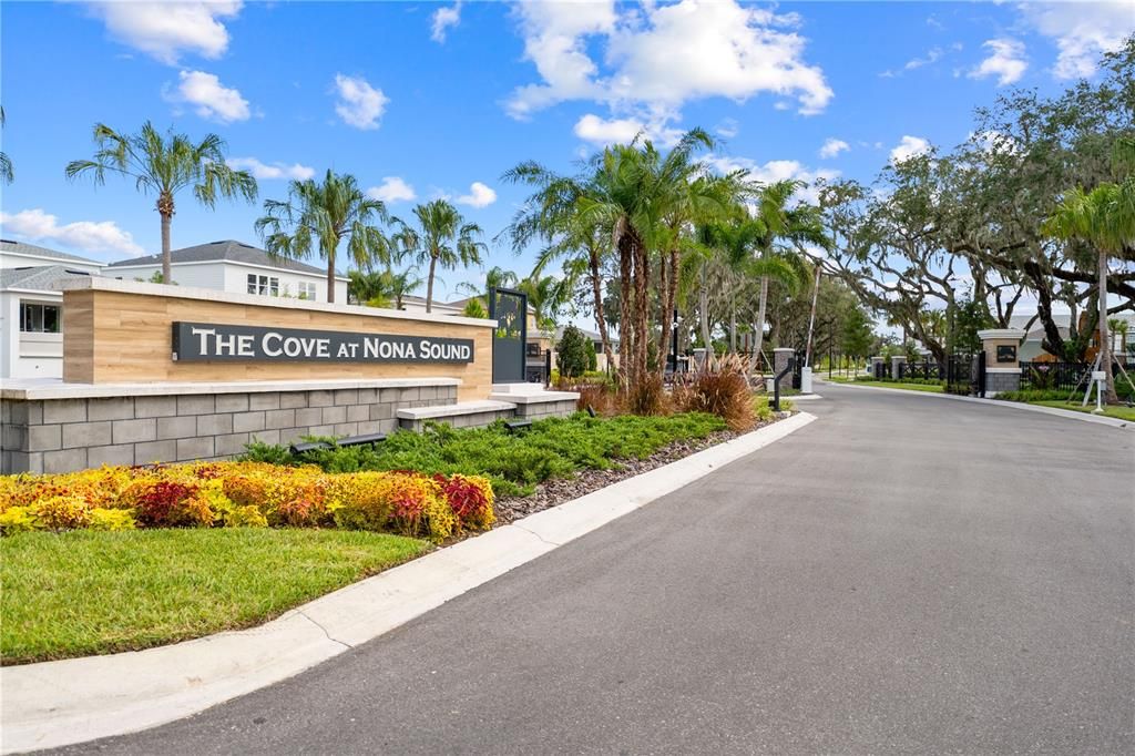 For Rent: $2,500 (3 beds, 2 baths, 1568 Square Feet)