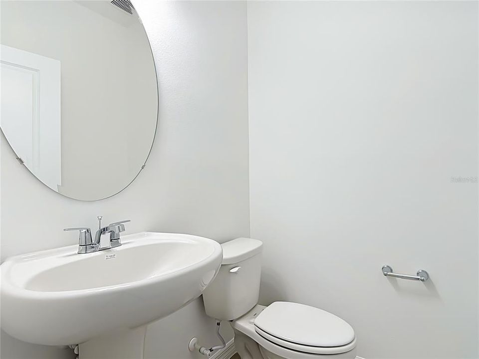 For Rent: $2,500 (3 beds, 2 baths, 1568 Square Feet)