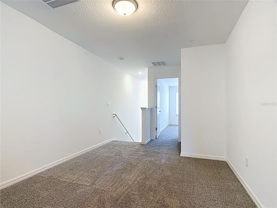 For Rent: $2,500 (3 beds, 2 baths, 1568 Square Feet)