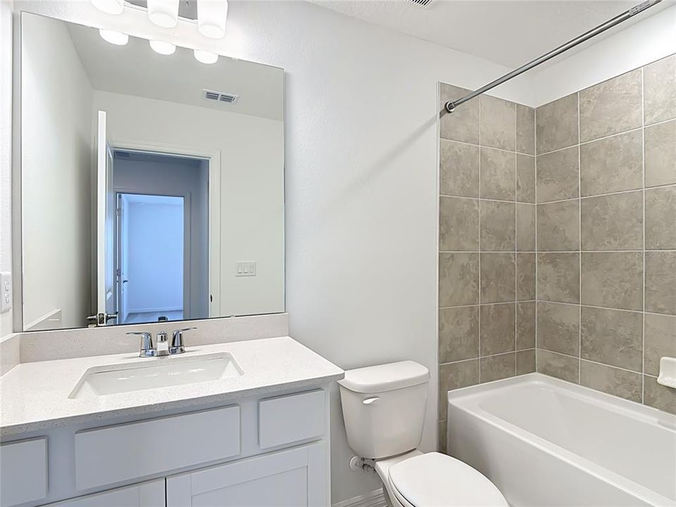 For Rent: $2,500 (3 beds, 2 baths, 1568 Square Feet)