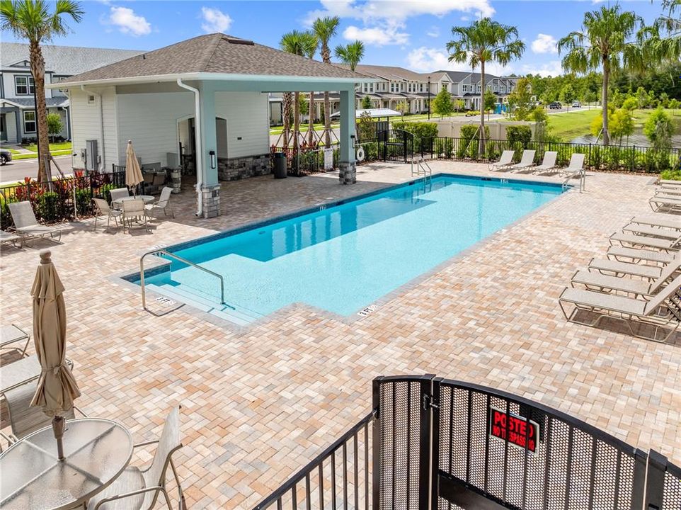 For Rent: $2,500 (3 beds, 2 baths, 1568 Square Feet)