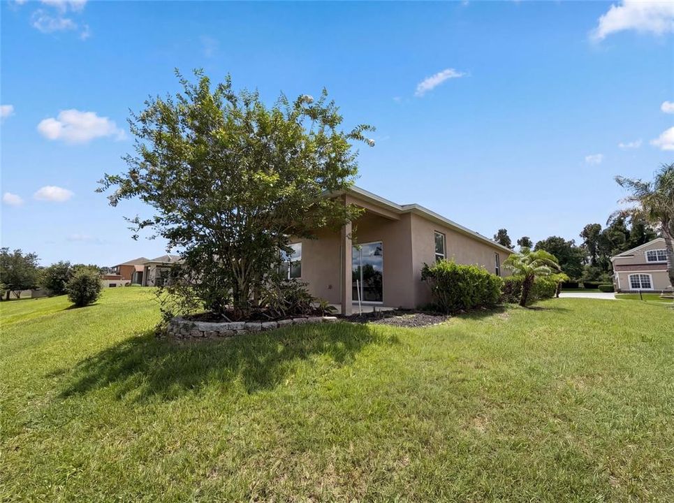 For Sale: $365,000 (4 beds, 3 baths, 2236 Square Feet)