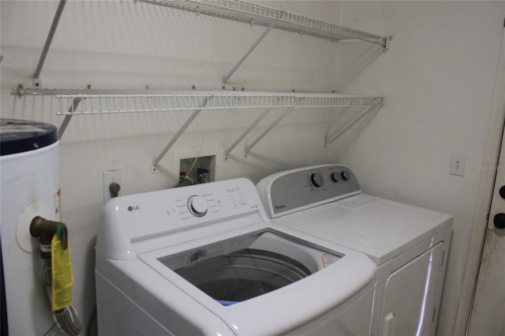 For Rent: $1,695 (3 beds, 1 baths, 1186 Square Feet)
