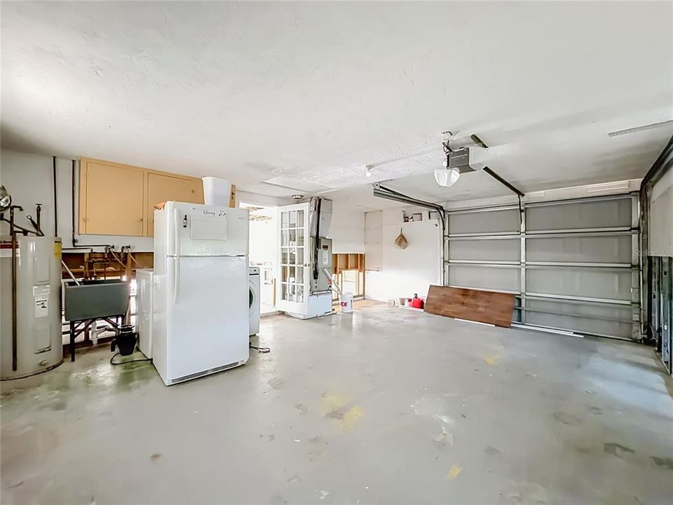 En Venta: $799,000 (4 camas, 3 baños, 1680 Pies cuadrados)