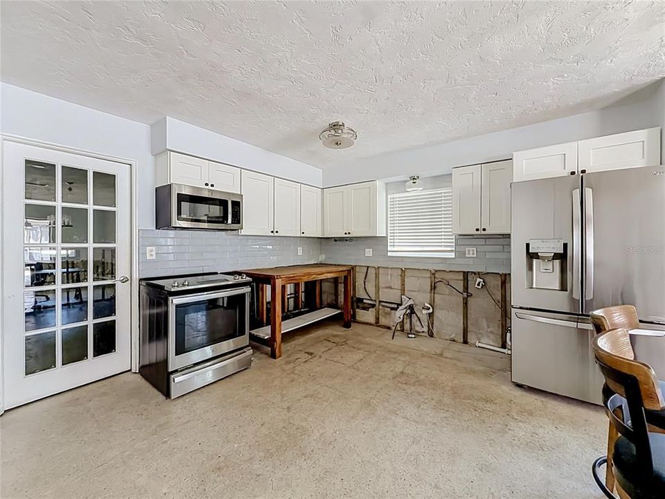 En Venta: $799,000 (4 camas, 3 baños, 1680 Pies cuadrados)