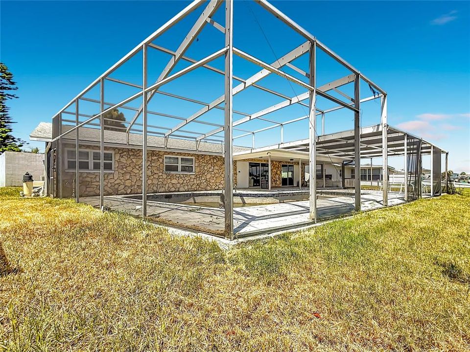 En Venta: $799,000 (4 camas, 3 baños, 1680 Pies cuadrados)