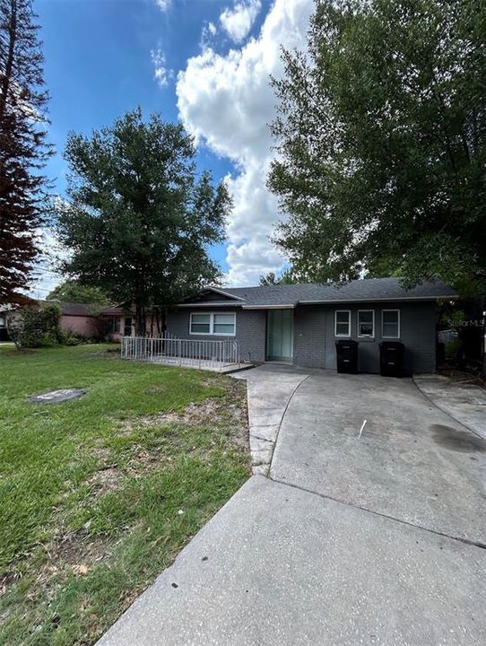 For Rent: $1,990 (3 beds, 2 baths, 1820 Square Feet)