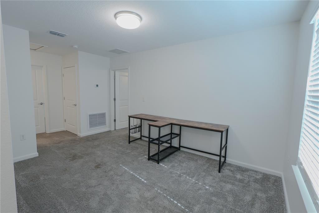 В аренду: $2,900 (5 спален, 2 ванн, 2210 Квадратных фут)