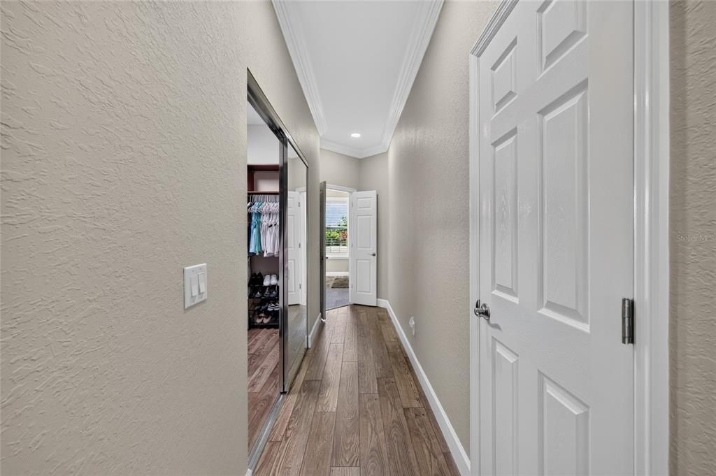 En Venta: $529,000 (3 camas, 2 baños, 2413 Pies cuadrados)