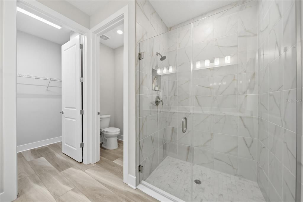 На продажу: $485,000 (3 спален, 2 ванн, 2132 Квадратных фут)