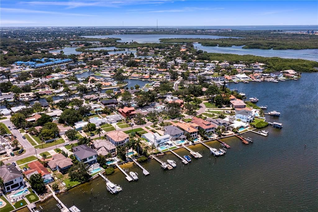 For Sale: $1,399,000 (0.20 acres)