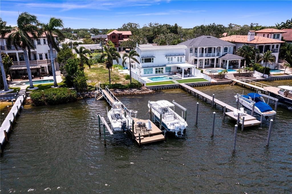 For Sale: $1,399,000 (0.20 acres)