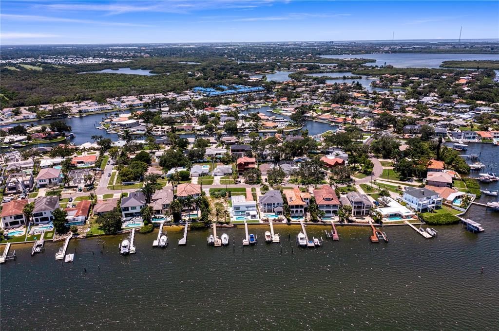 For Sale: $1,399,000 (0.20 acres)