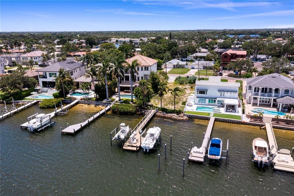 For Sale: $1,399,000 (0.20 acres)