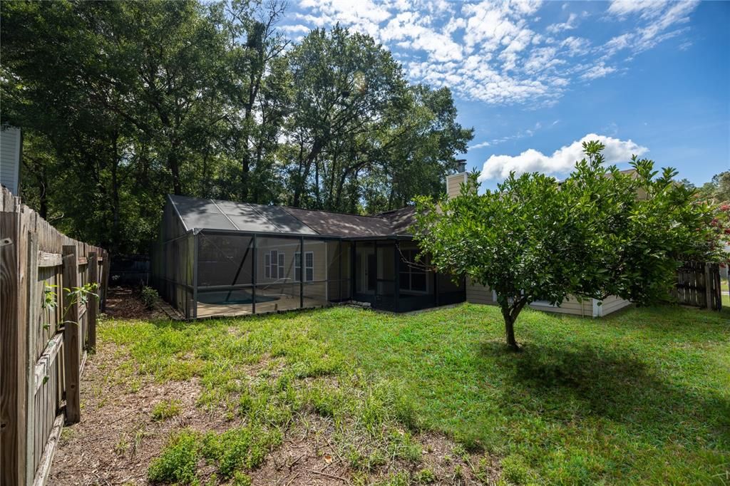 For Sale: $340,000 (3 beds, 2 baths, 1983 Square Feet)