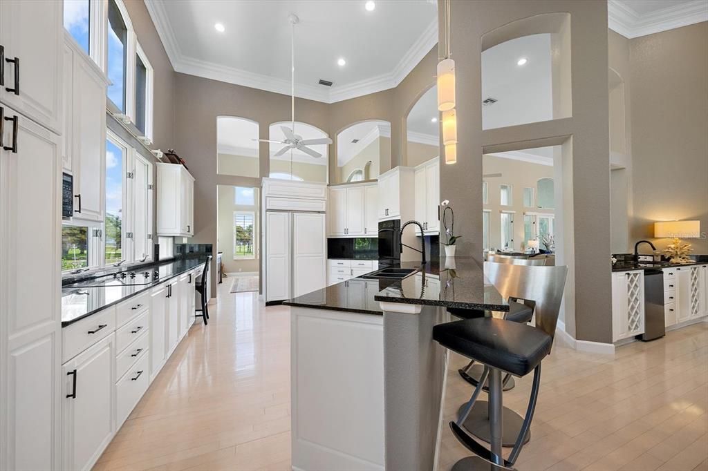 For Sale: $3,100,000 (4 beds, 5 baths, 4395 Square Feet)
