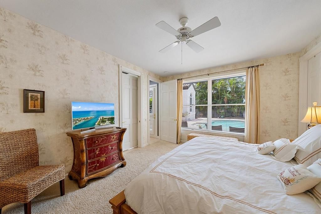 For Sale: $3,100,000 (4 beds, 5 baths, 4395 Square Feet)