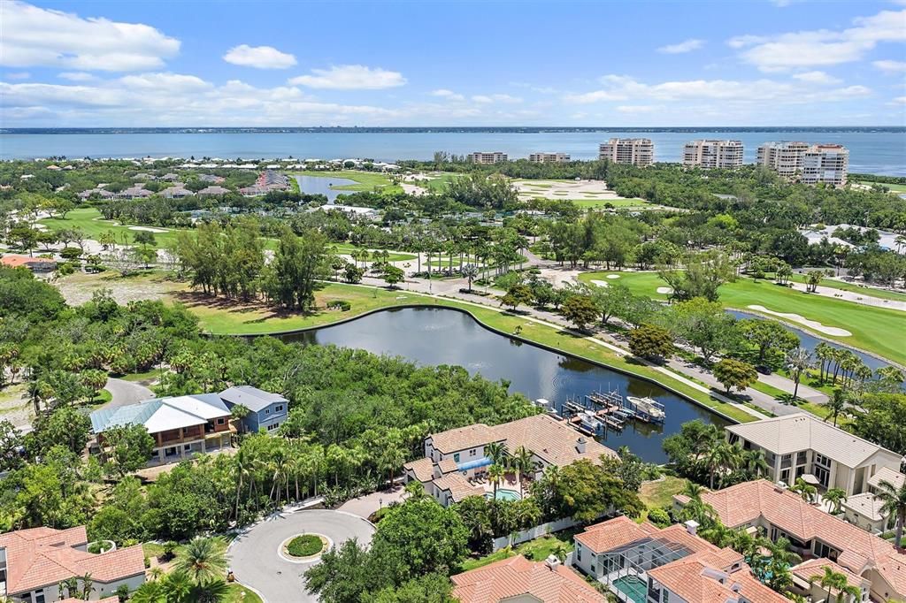 For Sale: $3,100,000 (4 beds, 5 baths, 4395 Square Feet)