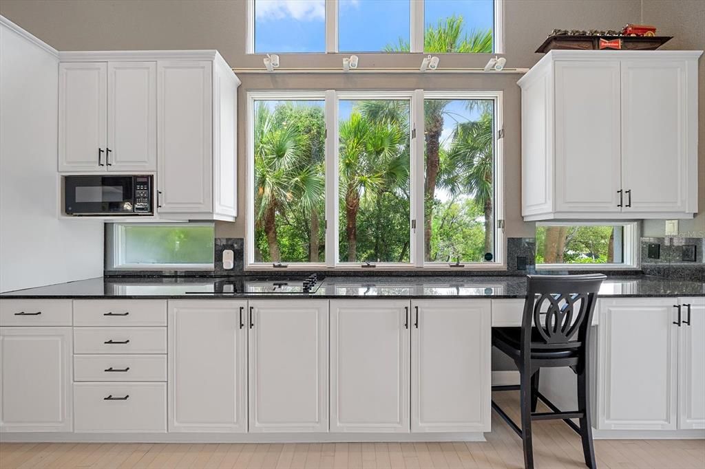 For Sale: $3,100,000 (4 beds, 5 baths, 4395 Square Feet)
