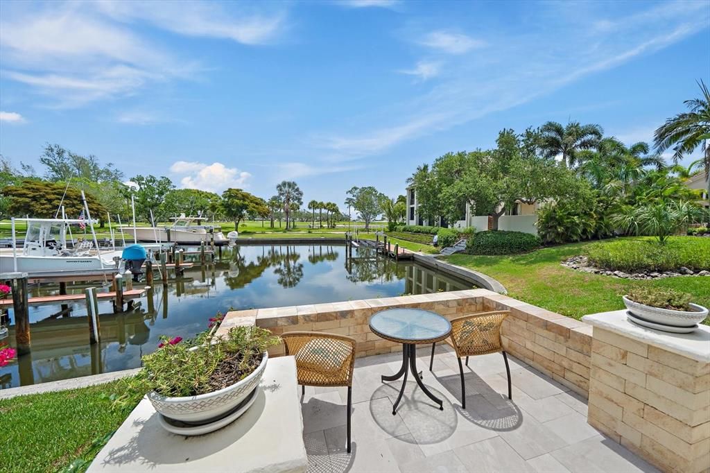 For Sale: $3,100,000 (4 beds, 5 baths, 4395 Square Feet)