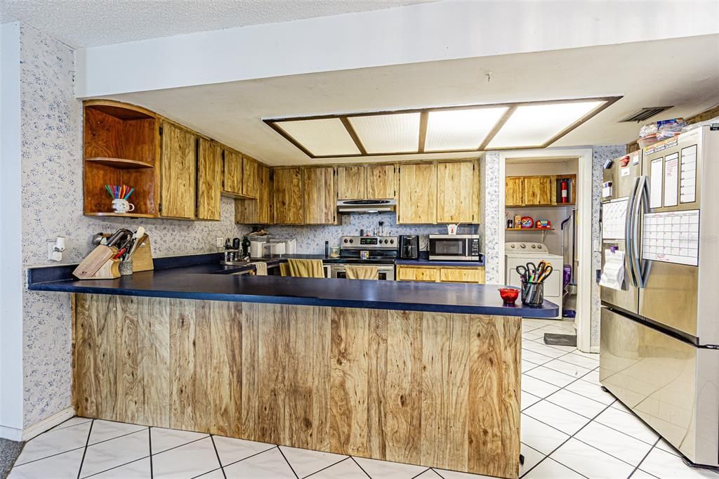 For Sale: $375,000 (4 beds, 2 baths, 1820 Square Feet)