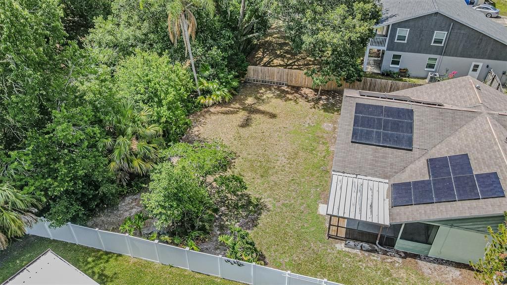 For Sale: $375,000 (4 beds, 2 baths, 1820 Square Feet)