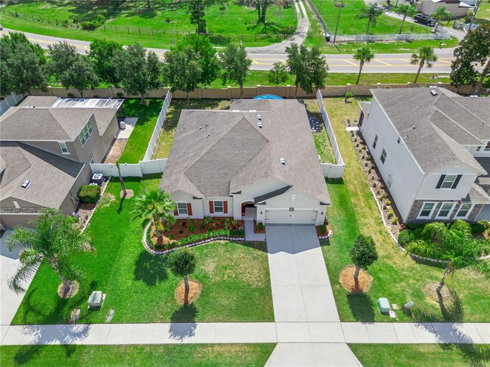 For Sale: $470,000 (3 beds, 2 baths, 2241 Square Feet)