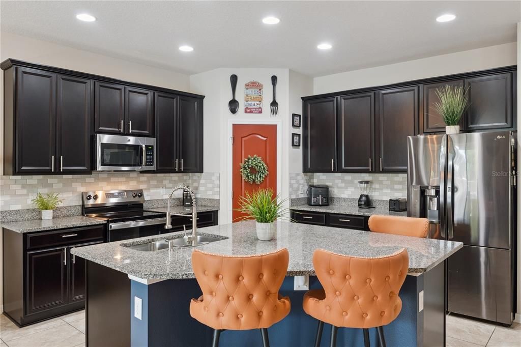 For Sale: $470,000 (3 beds, 2 baths, 2241 Square Feet)