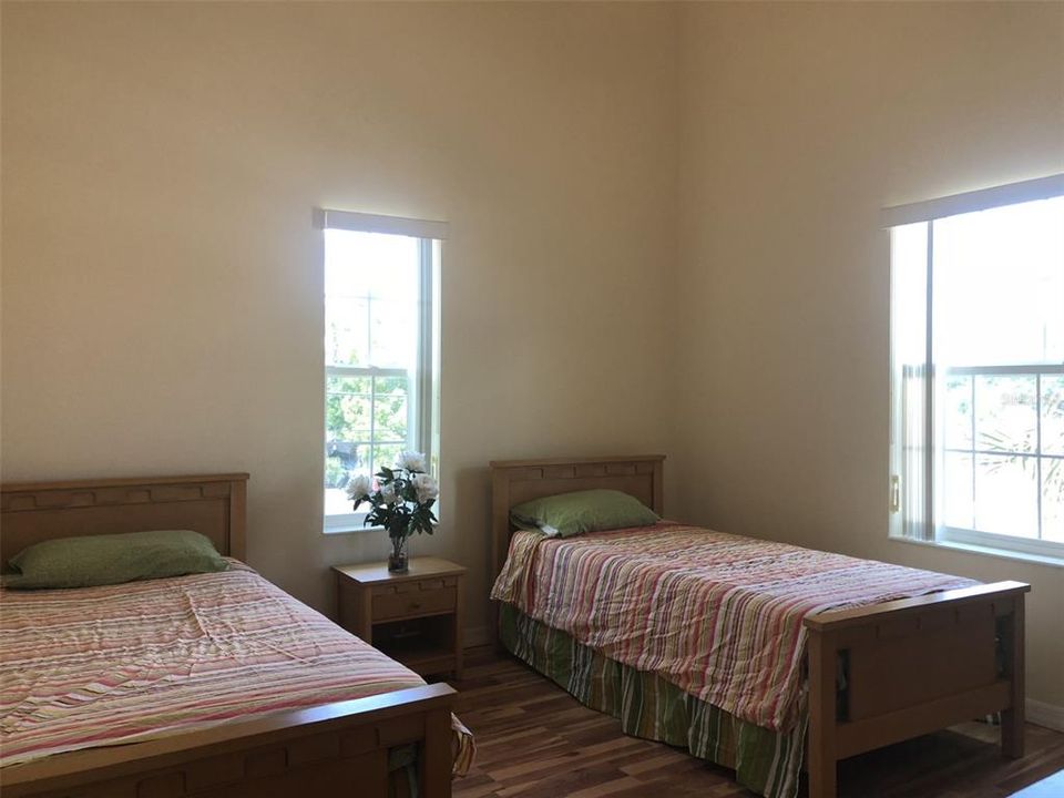 В аренду: $2,950 (5 спален, 3 ванн, 1750 Квадратных фут)