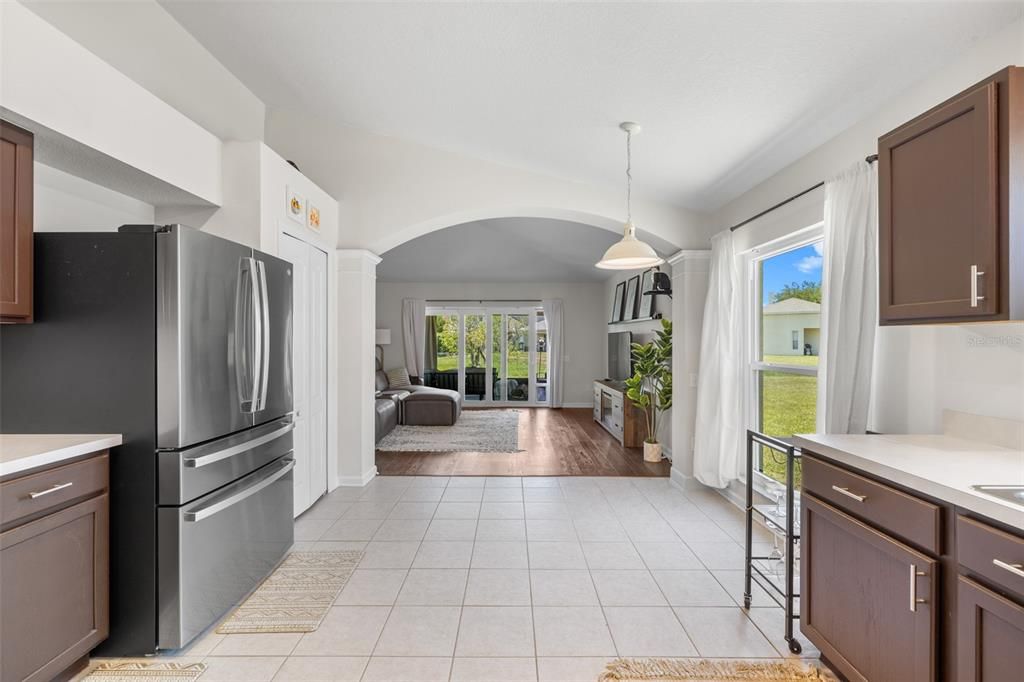 For Sale: $350,000 (4 beds, 2 baths, 1956 Square Feet)