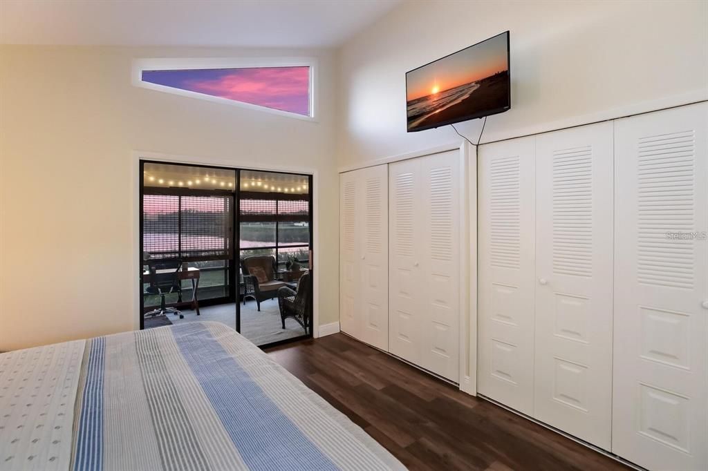 For Rent: $3,000 (2 beds, 2 baths, 1280 Square Feet)