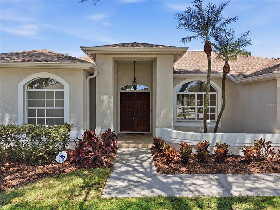 For Sale: $649,000 (3 beds, 2 baths, 1984 Square Feet)