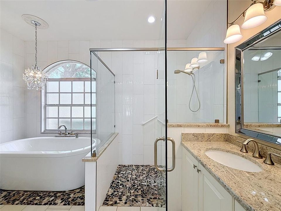 For Sale: $649,000 (3 beds, 2 baths, 1984 Square Feet)