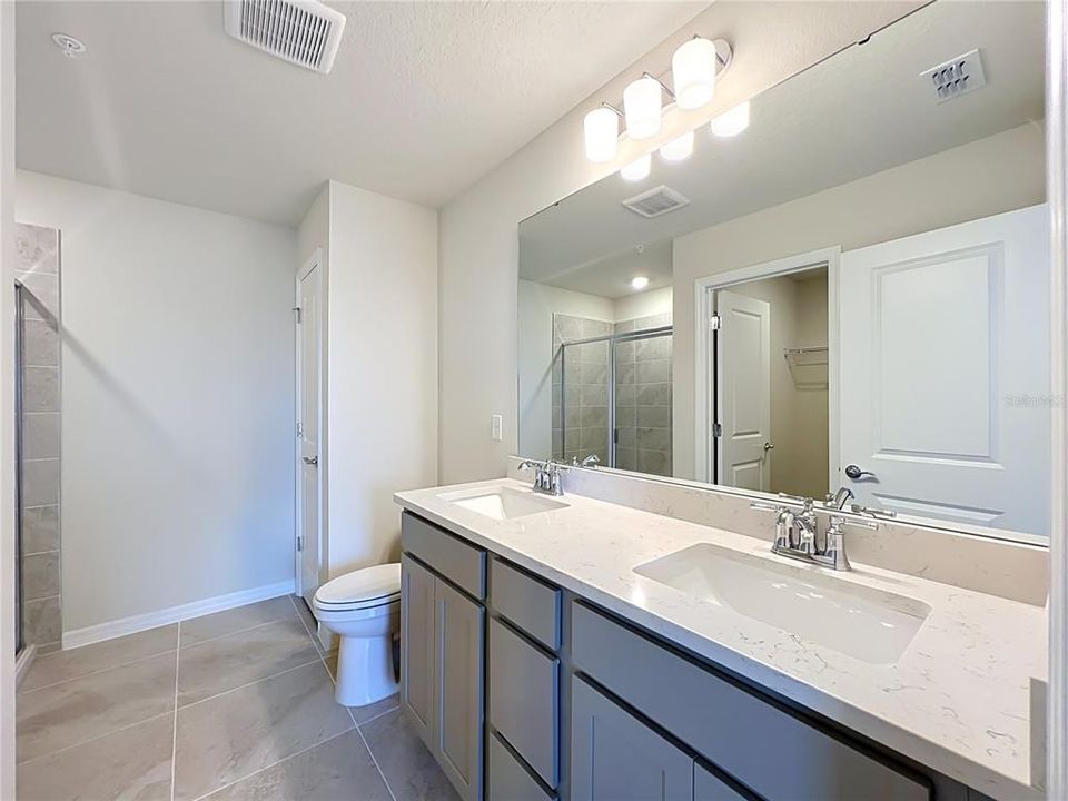 For Rent: $2,600 (3 beds, 2 baths, 1600 Square Feet)