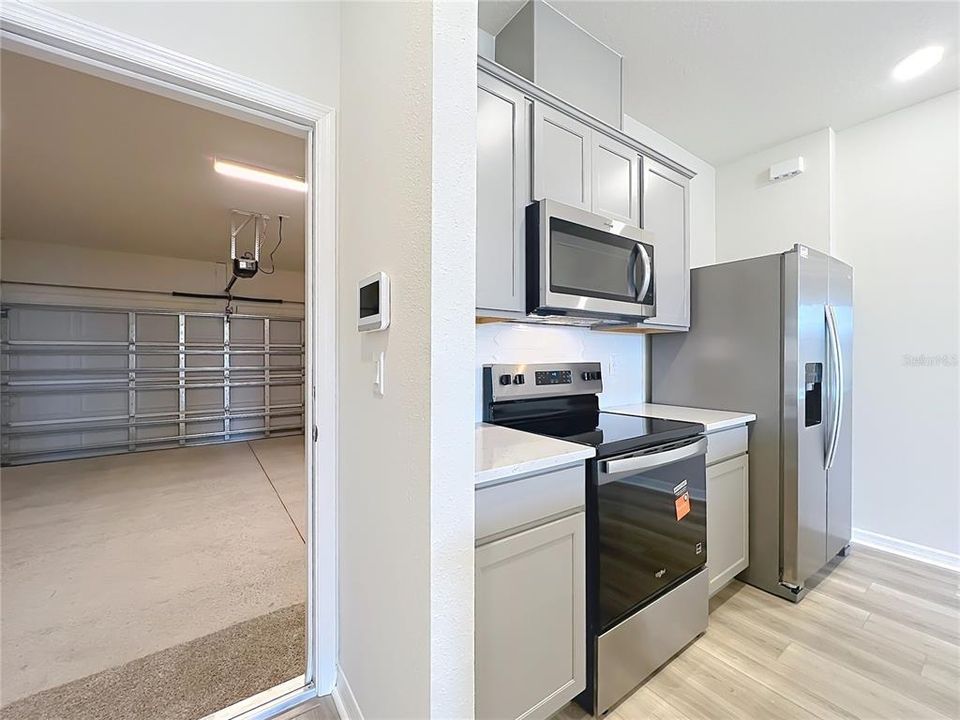 For Rent: $2,600 (3 beds, 2 baths, 1600 Square Feet)