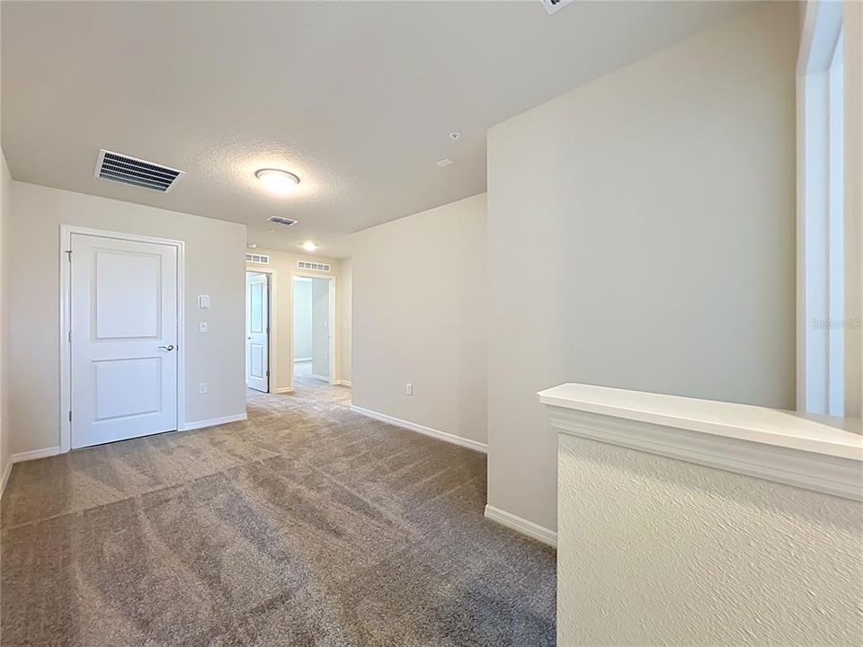 For Rent: $2,600 (3 beds, 2 baths, 1600 Square Feet)