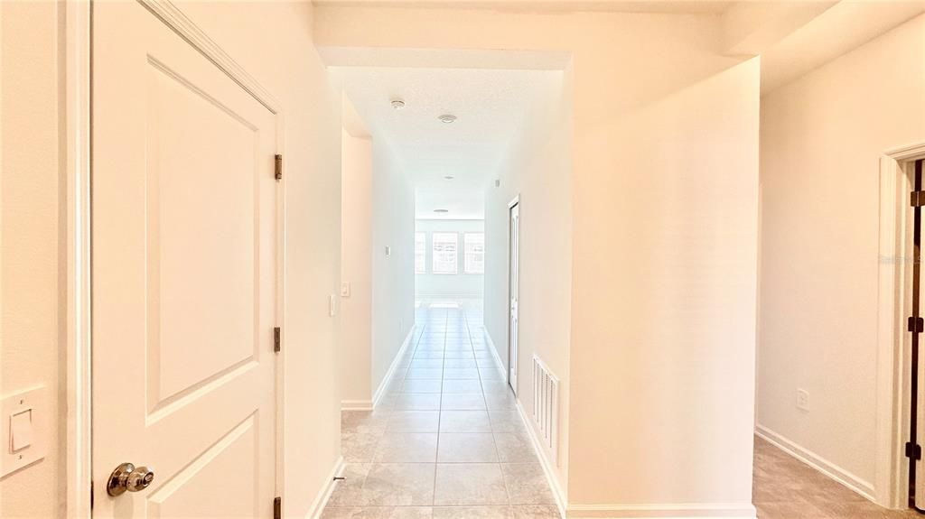 For Rent: $2,300 (4 beds, 2 baths, 1853 Square Feet)