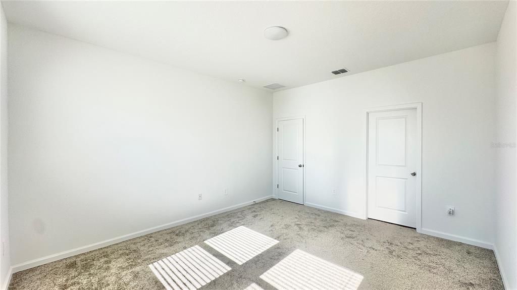For Rent: $2,300 (4 beds, 2 baths, 1853 Square Feet)